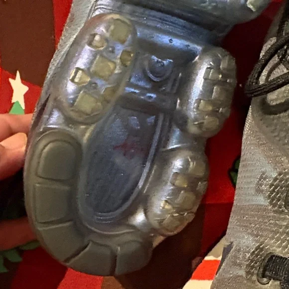 Nike Air Vapormax 2019 Throwback Future Shoes Women's Size 10.5 Gray Black Laser - Picture 7 of 8